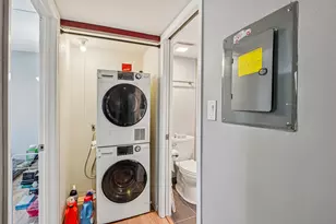 200 E Fountainview Ln, Lombard, IL 60148 - Photo 25