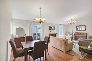 3355 Blue Ridge Dr, Carpentersville, IL 60110 - Photo 3