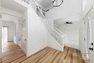 1110 Oakhill Dr, Aurora, IL 60502 - Photo 3