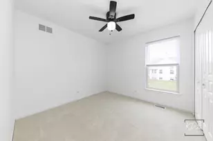 1110 Oakhill Dr, Aurora, IL 60502 - Photo 23