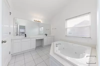 1110 Oakhill Drive, Aurora, IL 60502 - Photo 19