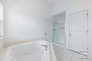 1110 Oakhill Dr, Aurora, IL 60502 - Photo 21