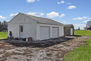 104 E Allen St, Allerton, IL 61810 - Photo 31