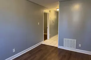 3033 S Kenneth Ave, Chicago, IL 60623 - Photo 7