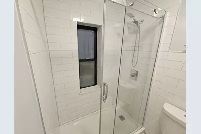 1415 W Erie Street #3R, Chicago, IL 60642 - Photo 15