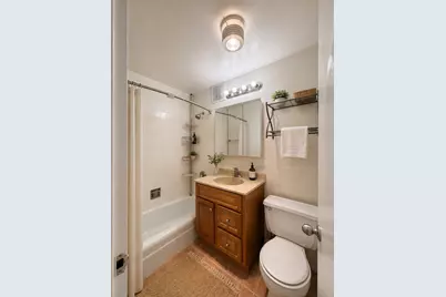655 W Irving Park Road #610, Chicago, IL 60613 - Photo 13