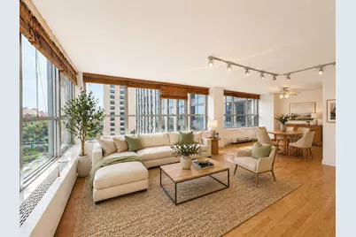 655 W Irving Park Road #610, Chicago, IL 60613 - Photo 5