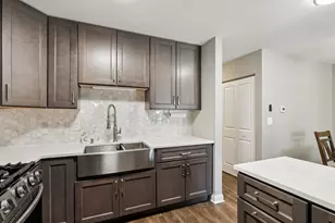 336 Ozark Dr, Bolingbrook, IL 60440 - Photo 11