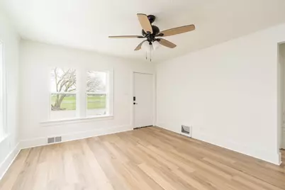 1530 Chartres Street, Lasalle, IL 61301 - Photo 5