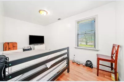142 W Swann Street, Chicago, IL 60609 - Photo 7