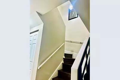 225 Port Royal Circle #225, Aurora, IL 60504 - Photo 7