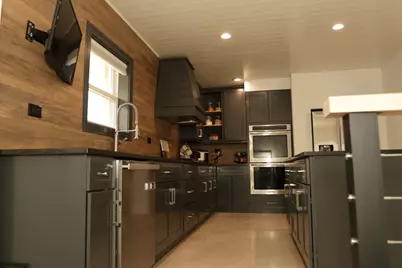 2041 North Avenue, Waukegan, IL 60087 - Photo 3