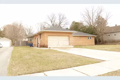 2041 North Avenue, Waukegan, IL 60087 - Photo 1