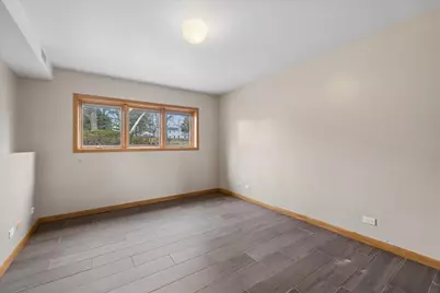 220 N Shannon Drive, Woodstock, IL 60098 - Photo 17