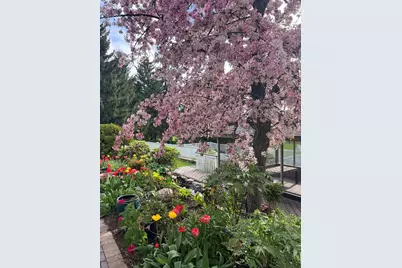 220 N Shannon Drive, Woodstock, IL 60098 - Photo 31