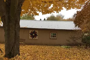 220 N Shannon Dr, Woodstock, IL 60098 - Photo 29