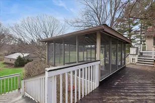 220 N Shannon Dr, Woodstock, IL 60098 - Photo 27