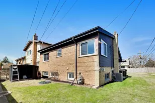 9011 N Grace Ave, Niles, IL 60714 - Photo 17