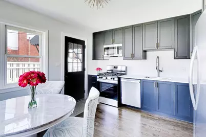 9011 N Grace Avenue, Niles, IL 60714 - Photo 7