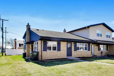 9011 N Grace Avenue, Niles, IL 60714 - Photo 1