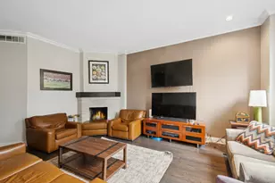 1302 N Cleveland Ave, Chicago, IL 60610 - Photo 3