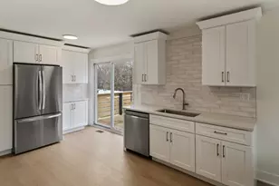 212 S River Rd, Naperville, IL 60540 - Photo 9