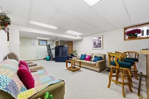 912 Stonebridge Way, Woodridge, IL 60517 - Photo 21