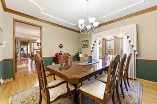 912 Stonebridge Way, Woodridge, IL 60517 - Photo 5