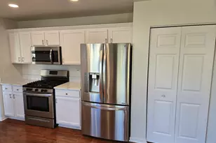 2675 Tiffany St, Aurora, IL 60503 - Photo 7