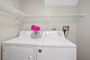 1917 Windsong Dr, Schaumburg, IL 60194 - Photo 13