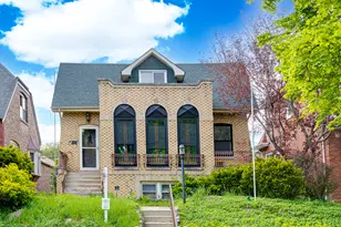 7047 N 26th Pkwy, Berwyn, IL 60402 - Photo 1