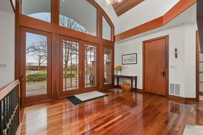 132 N Wynstone Drive, North Barrington, IL 60010 - Photo 3