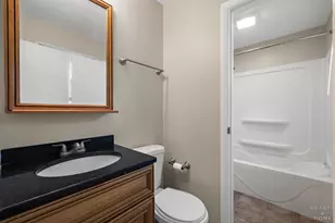 1000 Darlington Ln, Crystal Lake, IL 60014 - Photo 19