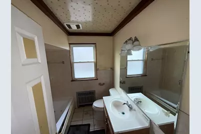 9307 S Loomis Street, Chicago, IL 60620 - Photo 7