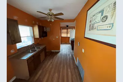 9307 S Loomis Street, Chicago, IL 60620 - Photo 3