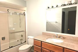 1018 Castilian Ct, Glenview, IL 60025 - Photo 19