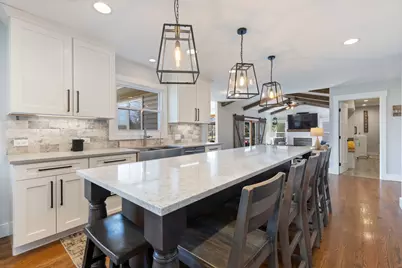 2436 Newport Drive, Naperville, IL 60565 - Photo 11