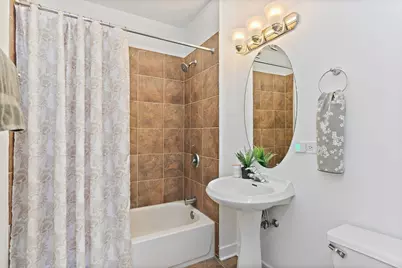 2342 W Bloomingdale Avenue #208, Chicago, IL 60647 - Photo 15