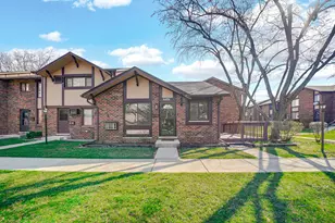 1S141 Eliot Ln, Villa Park, IL 60181 - Photo 1