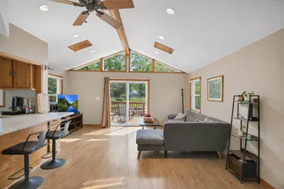 3410 Woodland Circle, Island Lake, IL 60042 - Photo 5