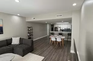 680 N Lake Shore Dr, Chicago, IL 60611 - Photo 3