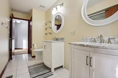 9024 Witham Lane, Woodridge, IL 60517 - Photo 19