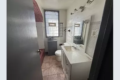 8104 S Euclid Avenue, Chicago, IL 60617 - Photo 9