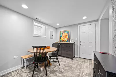 3648 W George Street, Chicago, IL 60618 - Photo 17