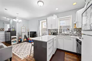 3648 W George St, Chicago, IL 60618 - Photo 15