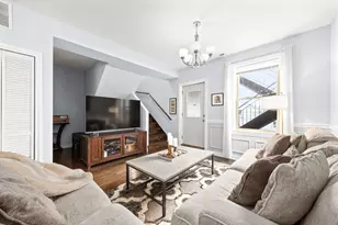 3648 W George St, Chicago, IL 60618 - Photo 11