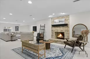 8690 Shade Tree Cir, Lakewood, IL 60014 - Photo 37