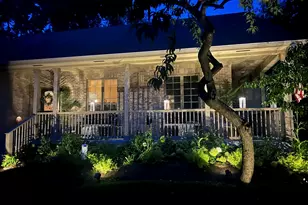 8690 Shade Tree Cir, Lakewood, IL 60014 - Photo 5