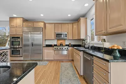 8690 Shade Tree Circle, Lakewood, IL 60014 - Photo 17