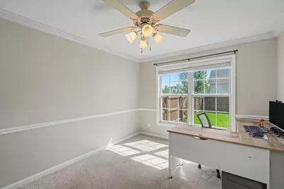 401 Crest View Drive, Monticello, IL 61856 - Photo 13
